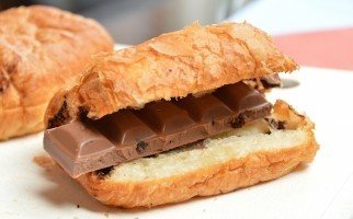 bar-of-chocolate-in-croissant